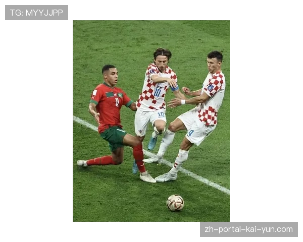 克罗地亚三中卫体系试验 达利奇仍在寻找最佳防守配置